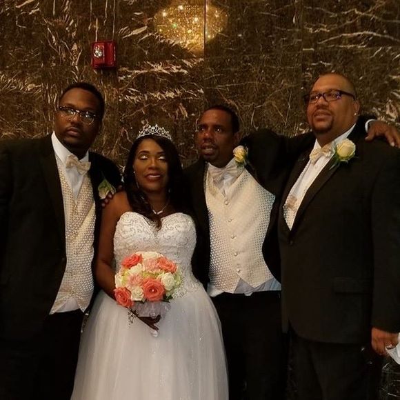 Meet your Posher, Troy - Picture 1 of 1